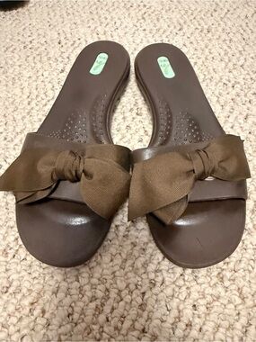Oka-B Ashley Bow‎ Slide Sandals Brown Comfort Shoes M/L